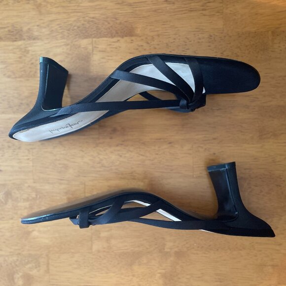 Size 6.5 Jacqueline Ferrar black strappy elegant 3" high heeled sandals - Picture 9 of 11